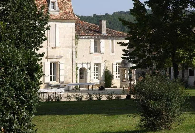Aamiaismajoitus (B&B) Château Manoir De La Lèche