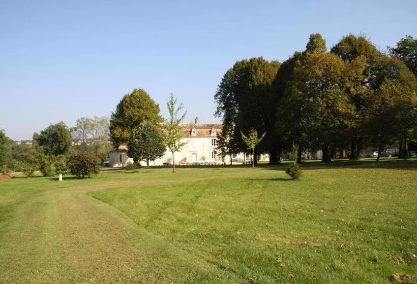 Aamiaismajoitus (B&B) Château Manoir De La Lèche