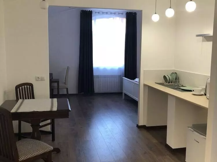 ベッドアンドブレックファースト Guest House Agrodom