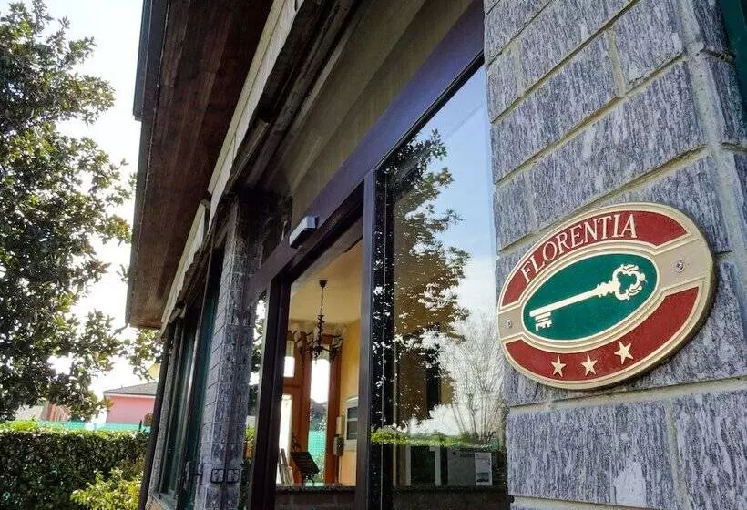 مسافرخانه Florentia