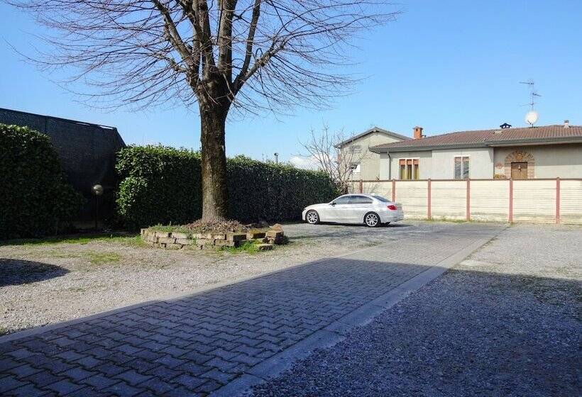 פונדק Florentia