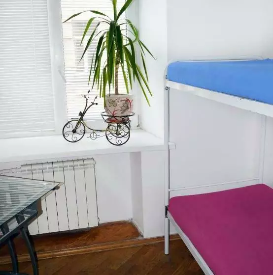 Hostel Golden Gates