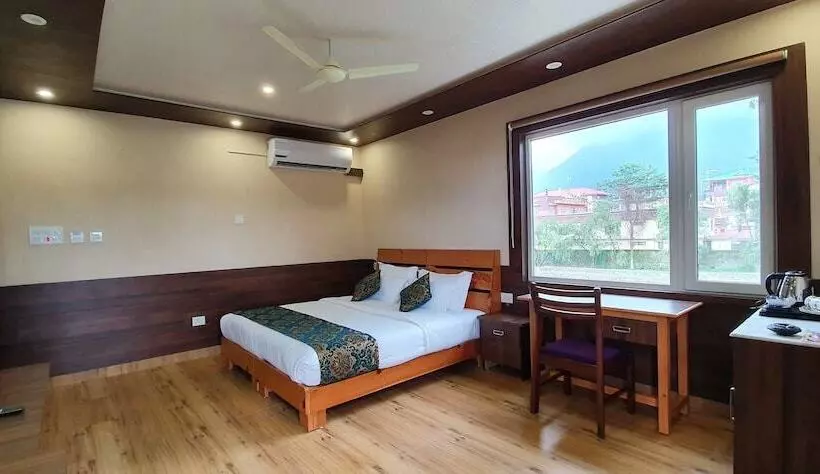 ホテル Buddha House Himalayan Brothers