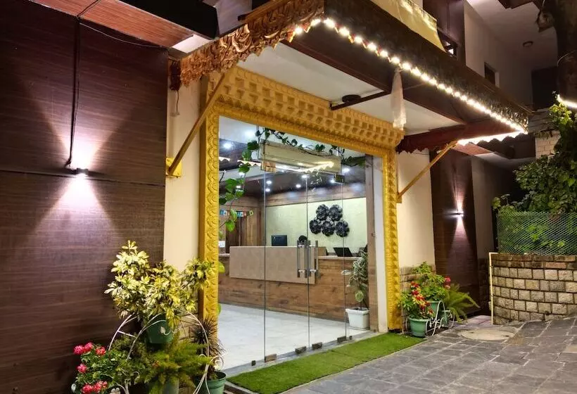 ホテル Buddha House Himalayan Brothers