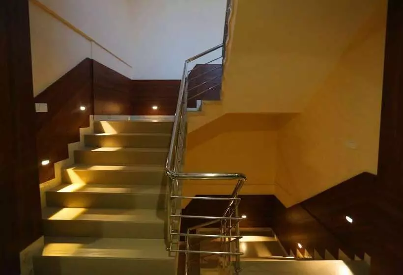 ホテル Buddha House Himalayan Brothers