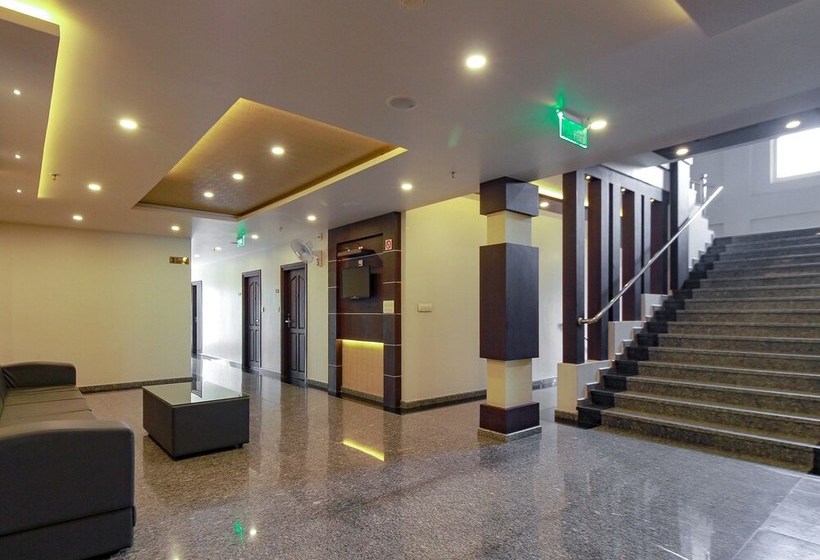 호텔 Capital O 29700 Le Moshe Inn