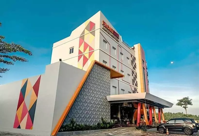 Front One Hotel Nganjuk