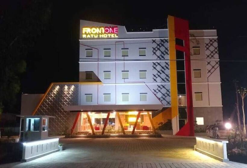 Front One Hotel Nganjuk