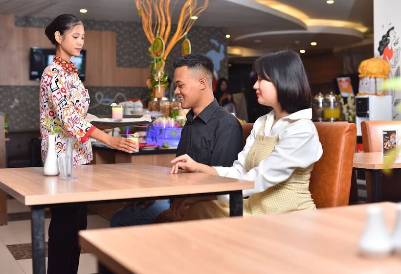 Front One Hotel Nganjuk