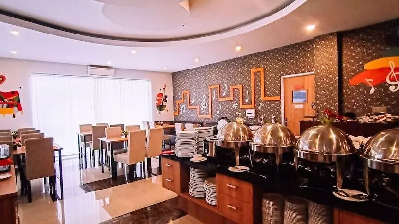 Front One Hotel Nganjuk