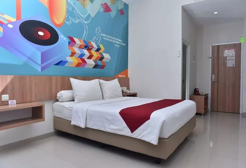 Front One Hotel Nganjuk