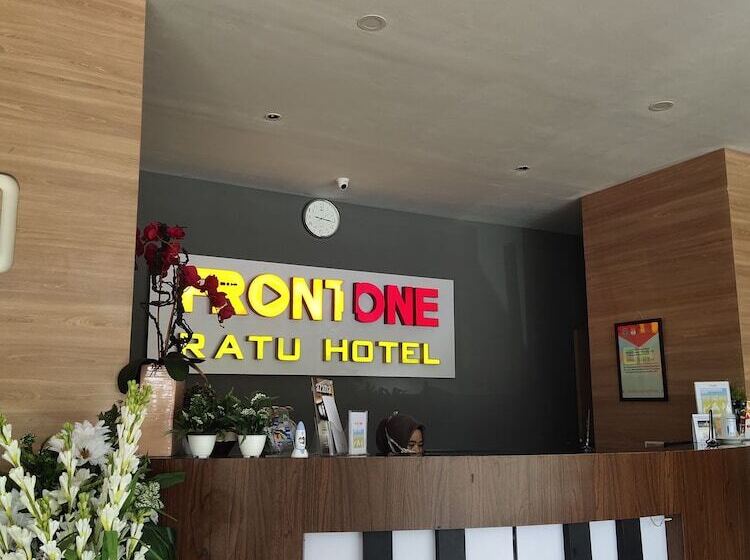 Front One Hotel Nganjuk