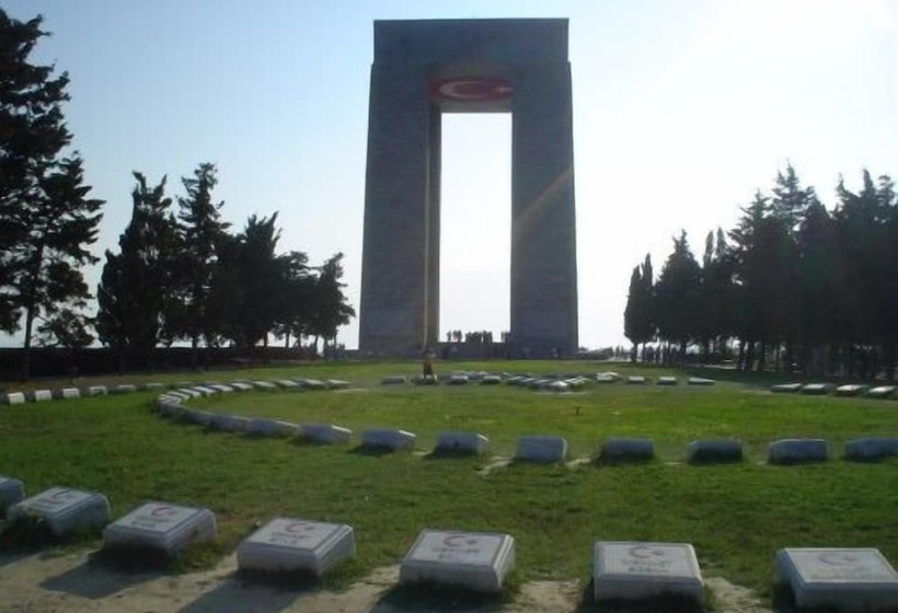 ホテル Geyikli Herrara