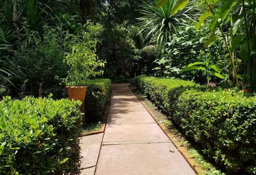 Hotelli Kingfisher Ecolodge