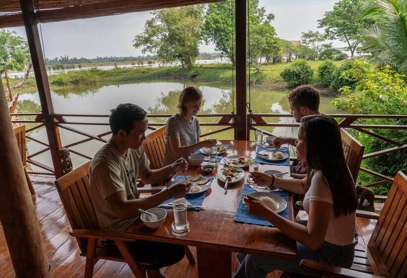 Hotel Kingfisher Ecolodge