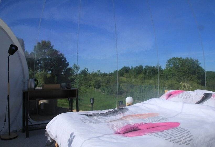 ホテル Nébuleuse