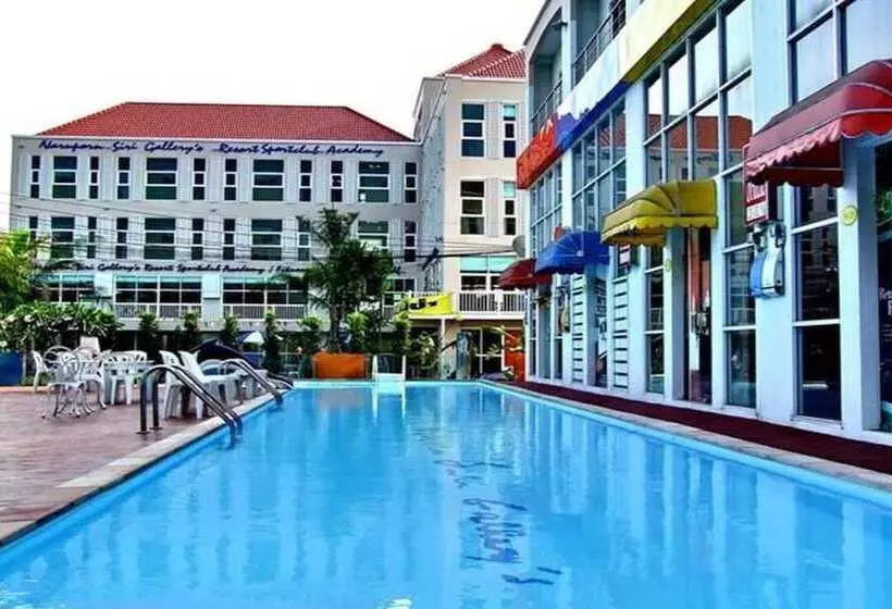 ホテル Nsiri Resort &