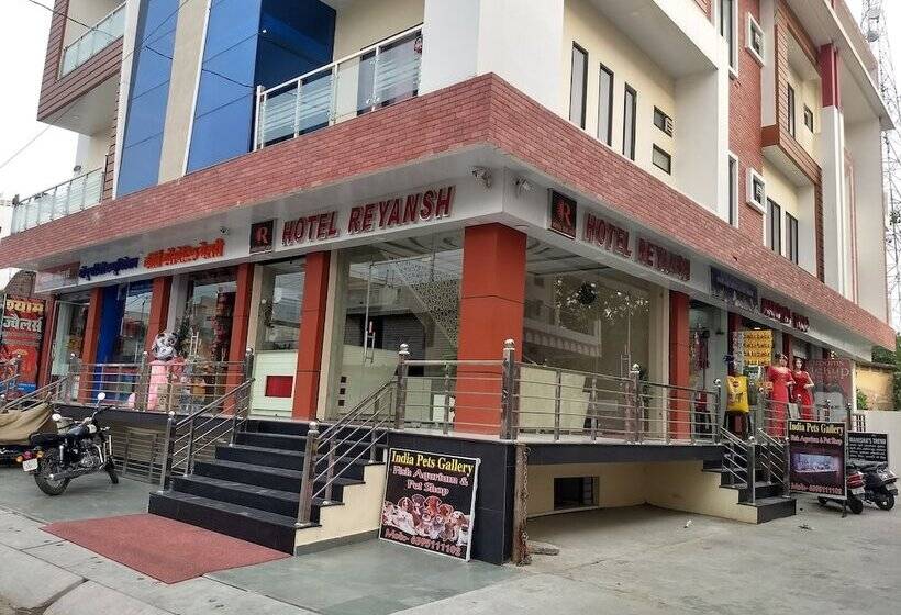 Отель Reyansh