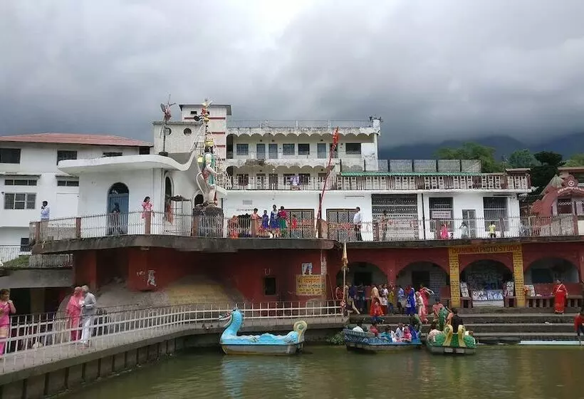 ホテル Sagarmatha