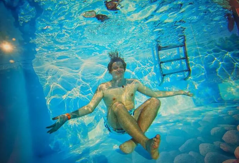 Hotelli Scandinavia Resort