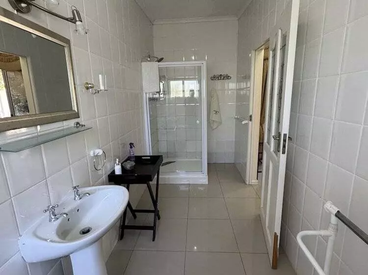 Majatalo Blue Diamond Lodge & Spa