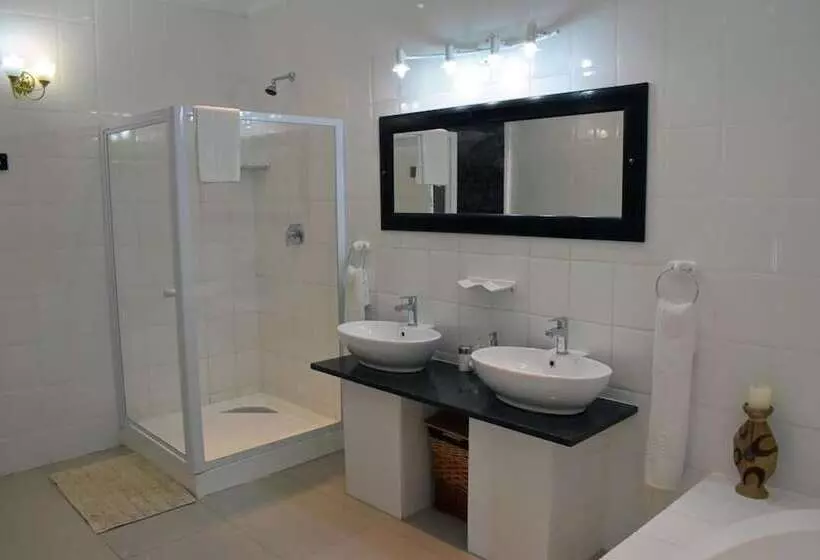 Majatalo Blue Diamond Lodge & Spa