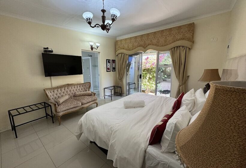 פנסיון Blue Diamond Lodge & Spa