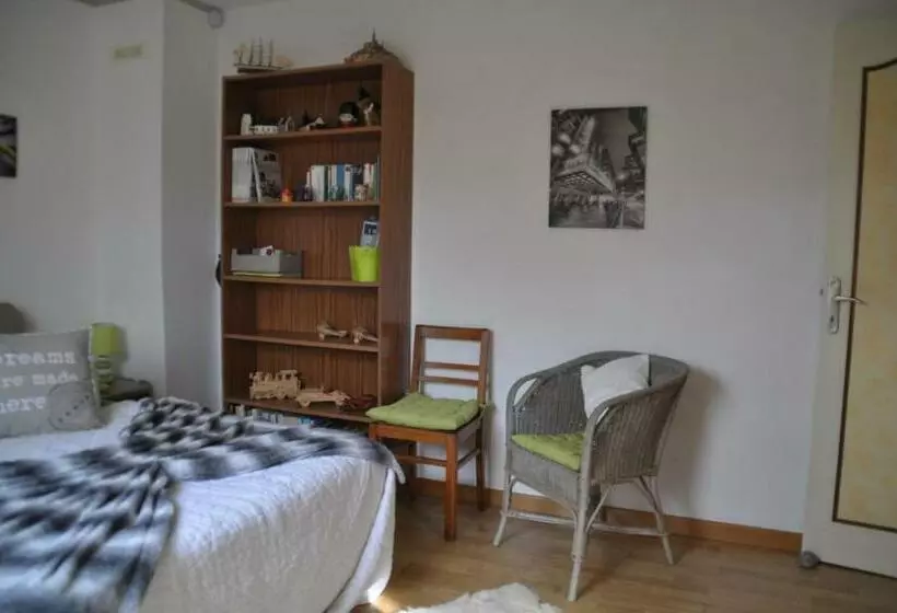 Majatalo Chambres à La Campagne Au Nord D  Amiens Avec Salle De Bain Privative