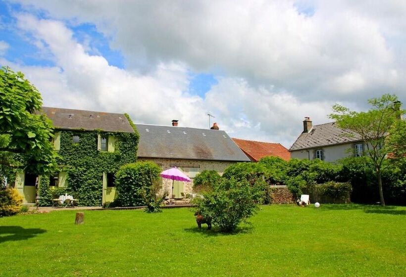 بنسيون Chez Claire