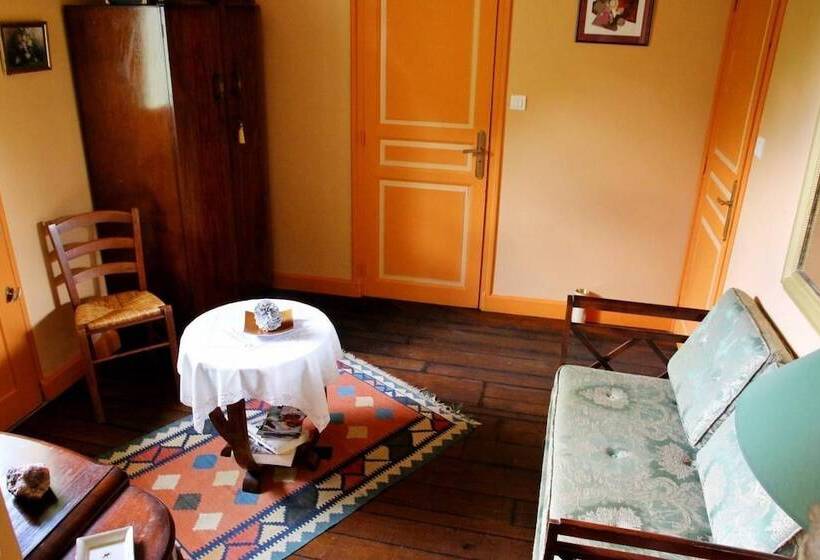 بنسيون Chez Claire