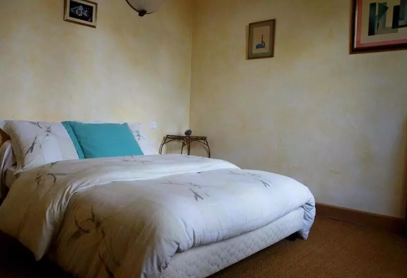 ペンション Chez Claire