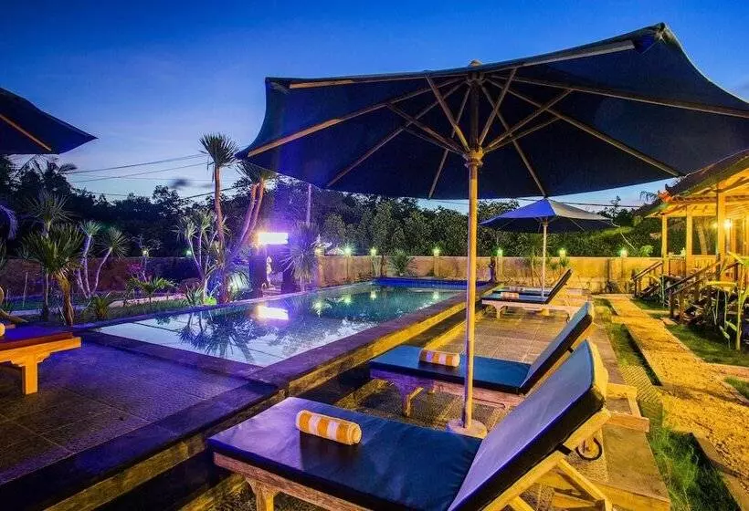 Majatalo Maha Guru Huts