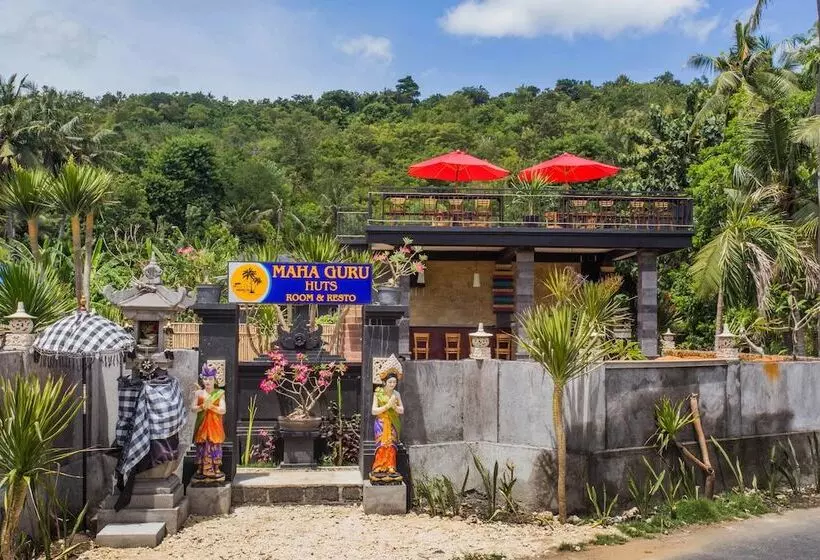 Majatalo Maha Guru Huts