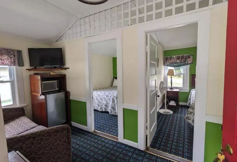 Perry S Motel And Cottages