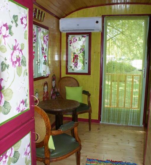 مبيت وإفطار Moulin De L Aumonier