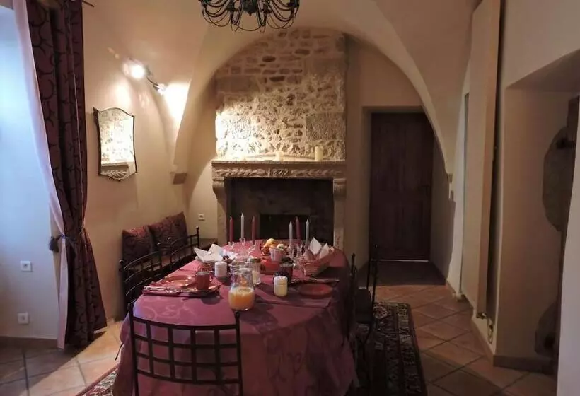 ベッドアンドブレックファースト Le Petit Volcan