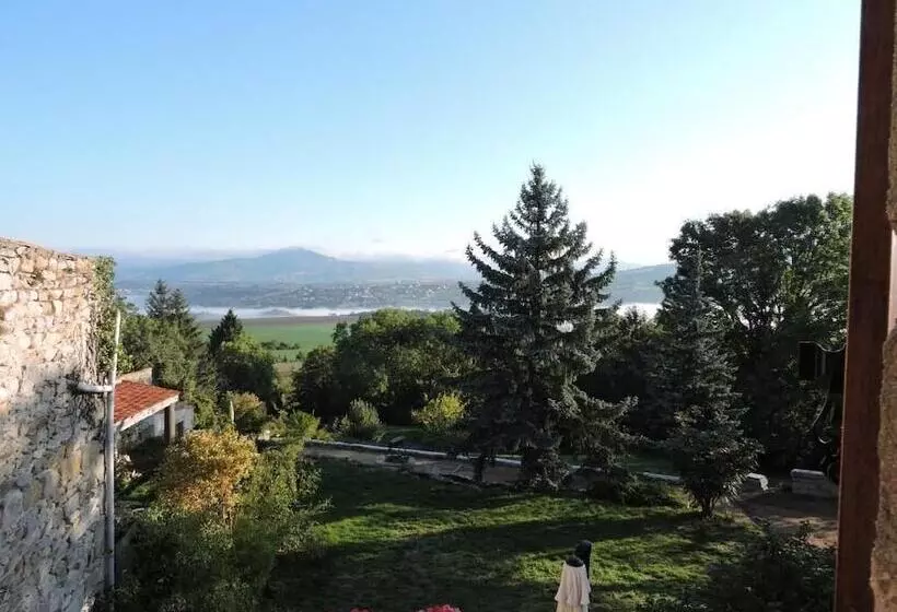 ベッドアンドブレックファースト Le Petit Volcan