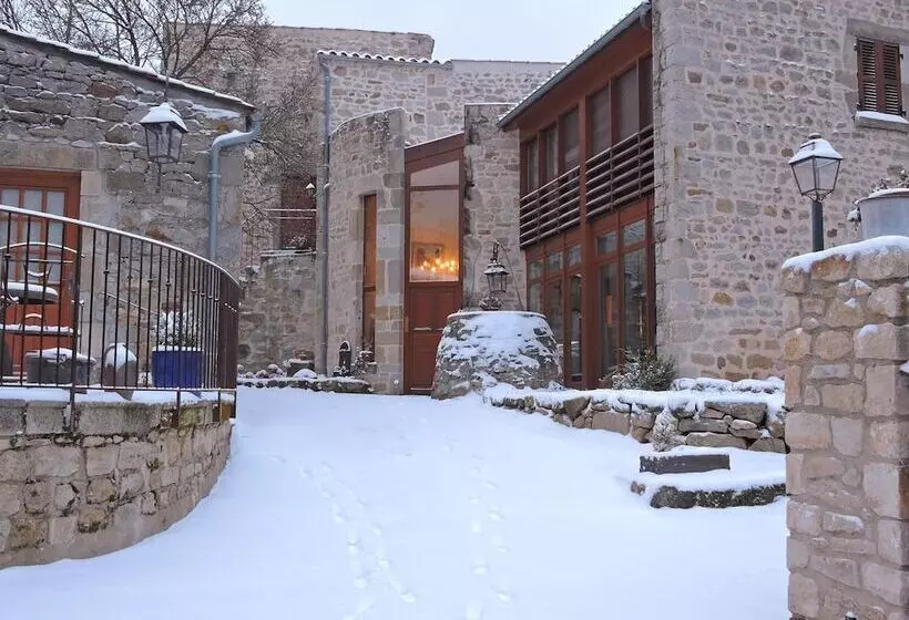 ベッドアンドブレックファースト Le Petit Volcan