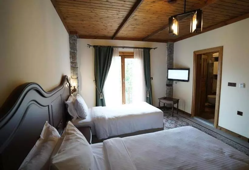 Foleya Mountain Resort Hotel & Villas