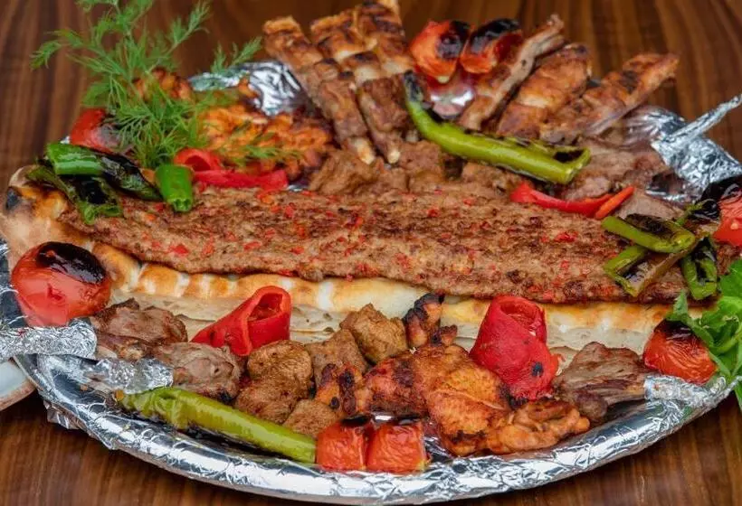 Foleya Mountain Resort Hotel & Villas