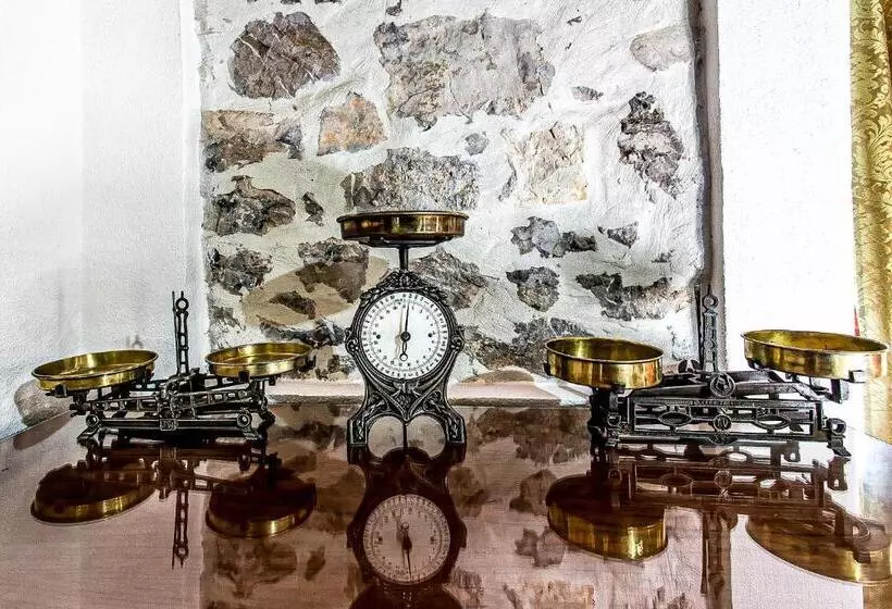 Heritage Hotel & Estate Raznjevica Dvori Ad 1307