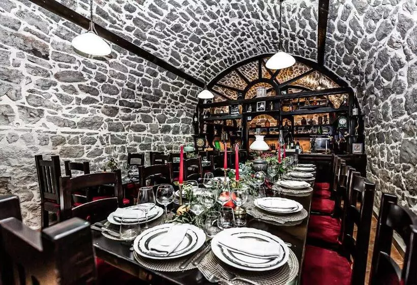 Heritage Hotel & Estate Raznjevica Dvori Ad 1307