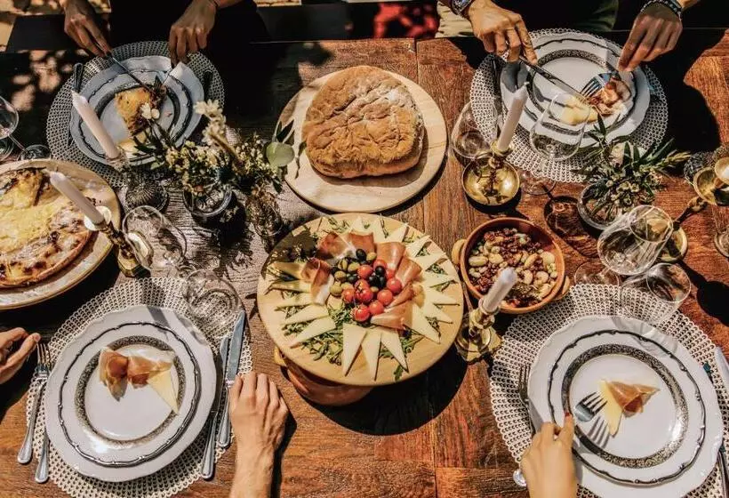 Heritage Hotel & Estate Raznjevica Dvori Ad 1307