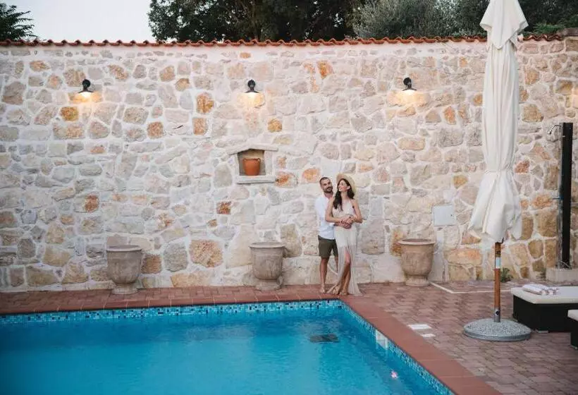 Heritage Hotel & Estate Raznjevica Dvori Ad 1307