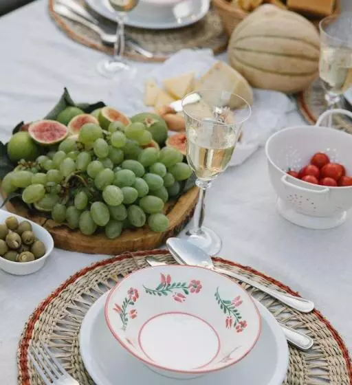 Heritage Hotel & Estate Raznjevica Dvori Ad 1307