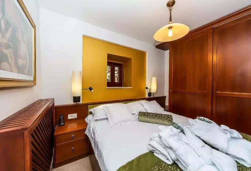 Heritage Hotel & Estate Raznjevica Dvori Ad 1307