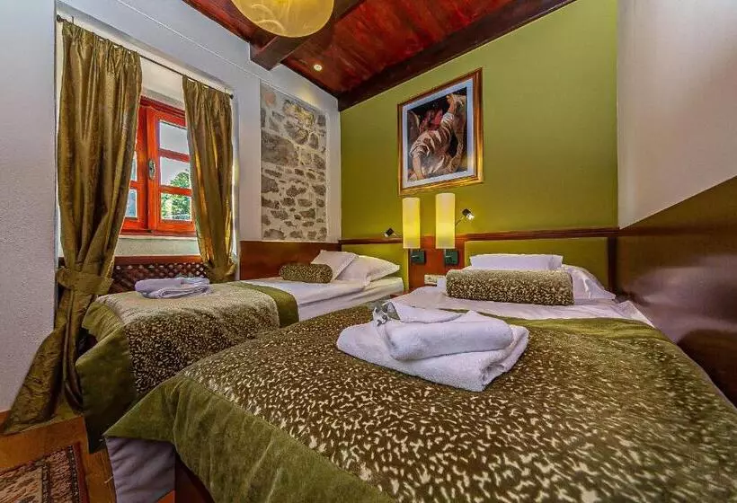 Heritage Hotel & Estate Raznjevica Dvori Ad 1307