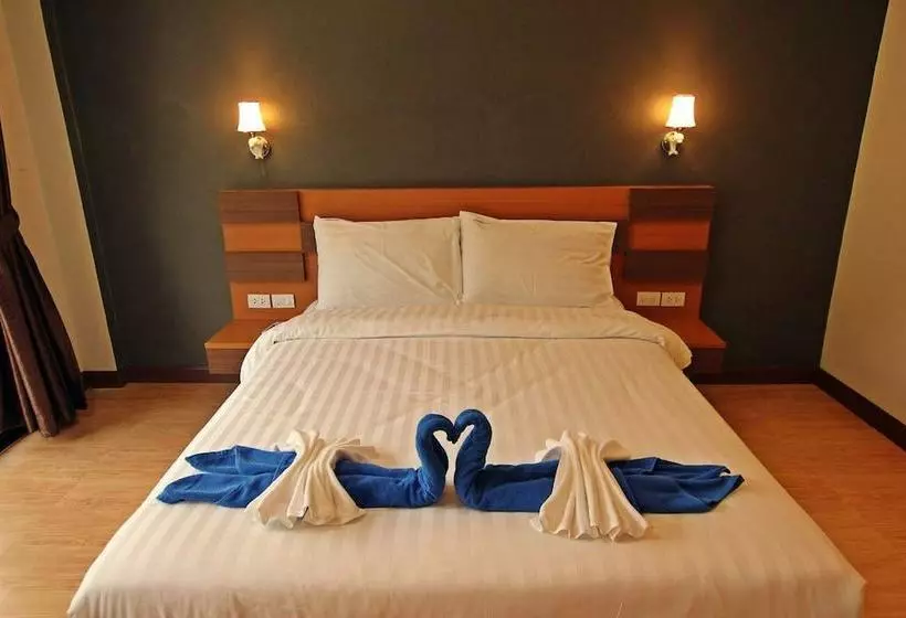 ホテル Andava Beach Resort @ Sichon