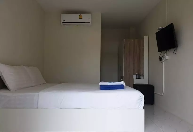 ホテル Andava Beach Resort @ Sichon