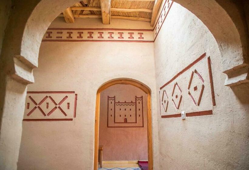 בית מלון כפרי Awayou